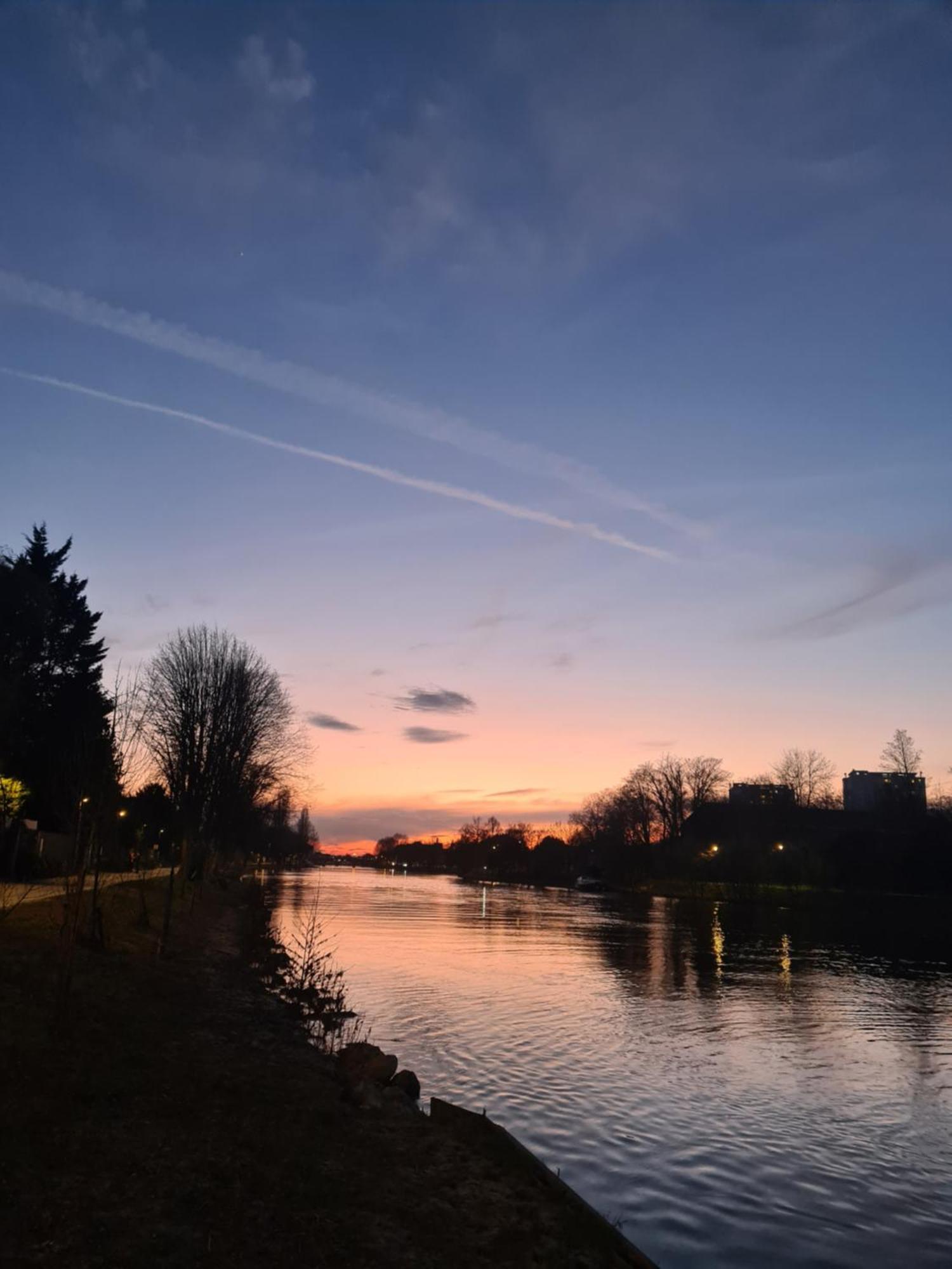 Notre Cocon Au Coeur De Ville Lagny Exteriör bild